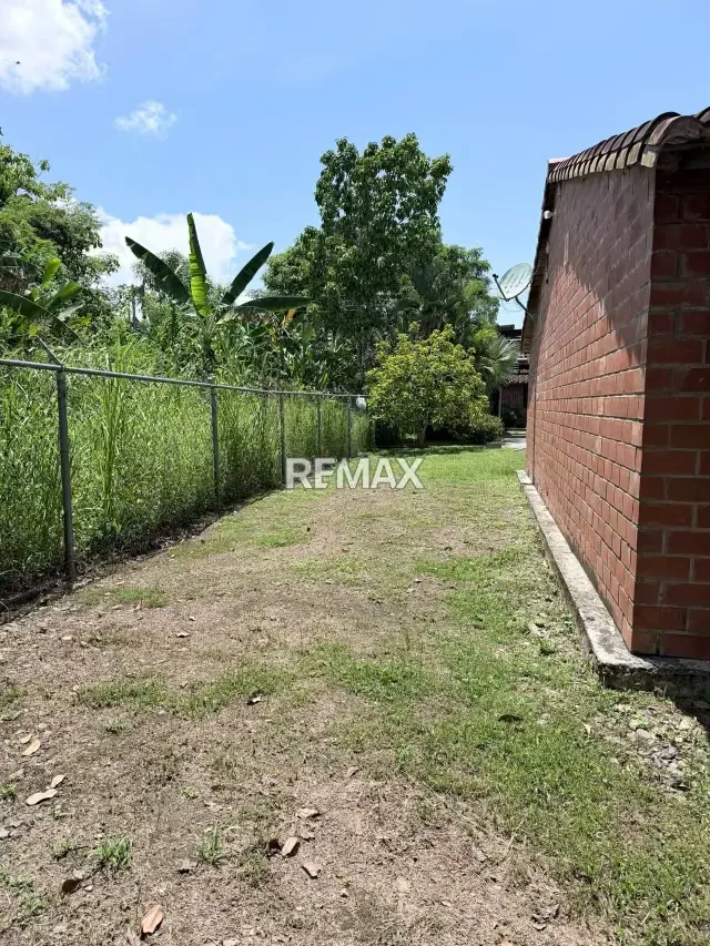 Venta casa de oportunidad Conj. Res. el Porvenir en Caucagua, a dos - 8