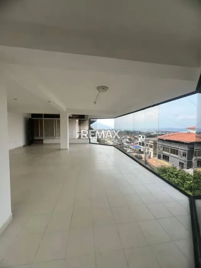 Se alquila Local de 67 m² con Vista Panorámica C.C. Plaza, Barrio Obrero - 3