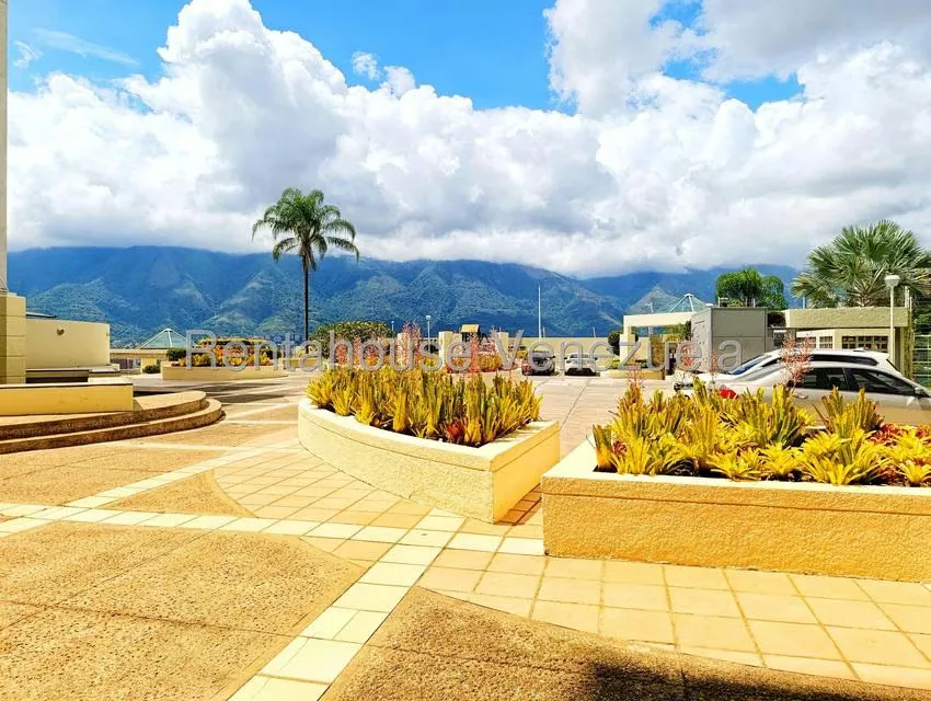 Apartamento (1 Nivel) en Alquiler en Lomas de Las Mercedes, Distrito Metropolitano - 38