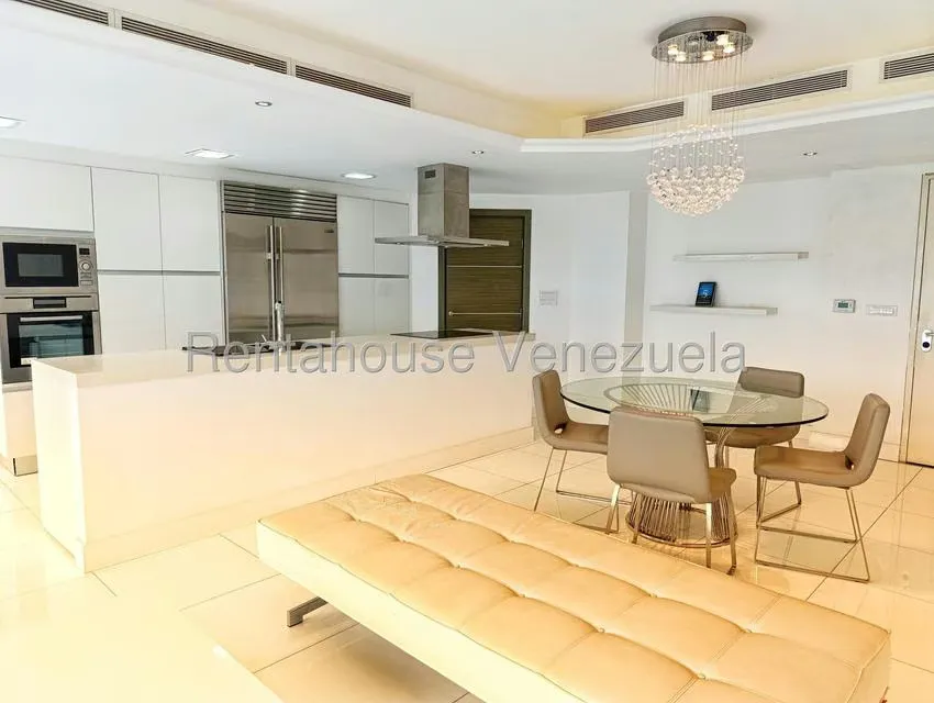 Apartamento (1 Nivel) en Alquiler en Lomas de Las Mercedes, Distrito Metropolitano - 6