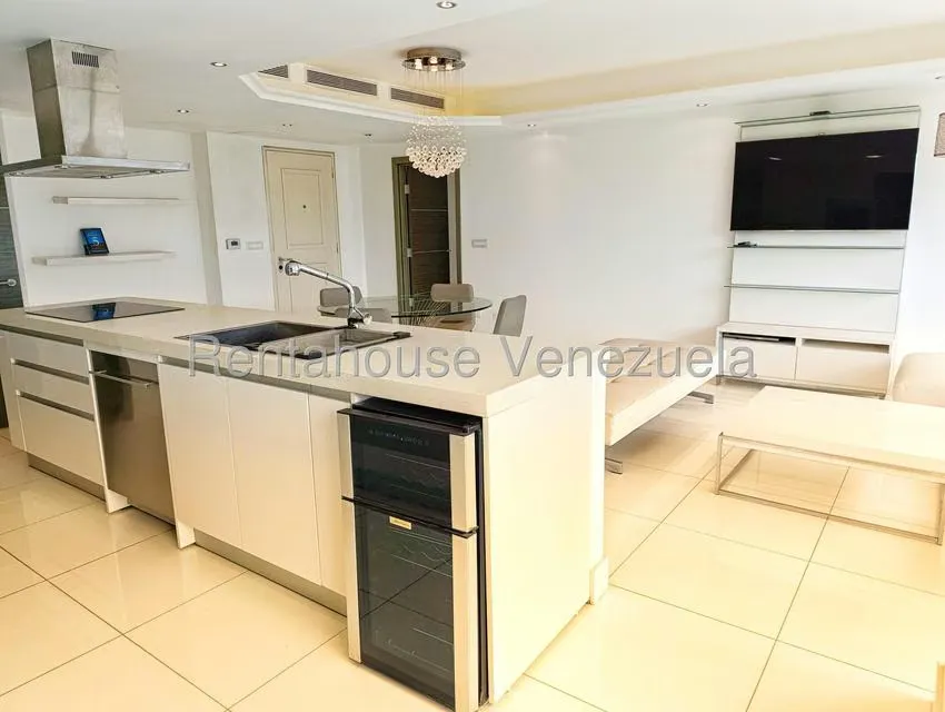 Apartamento (1 Nivel) en Alquiler en Lomas de Las Mercedes, Distrito Metropolitano - 8