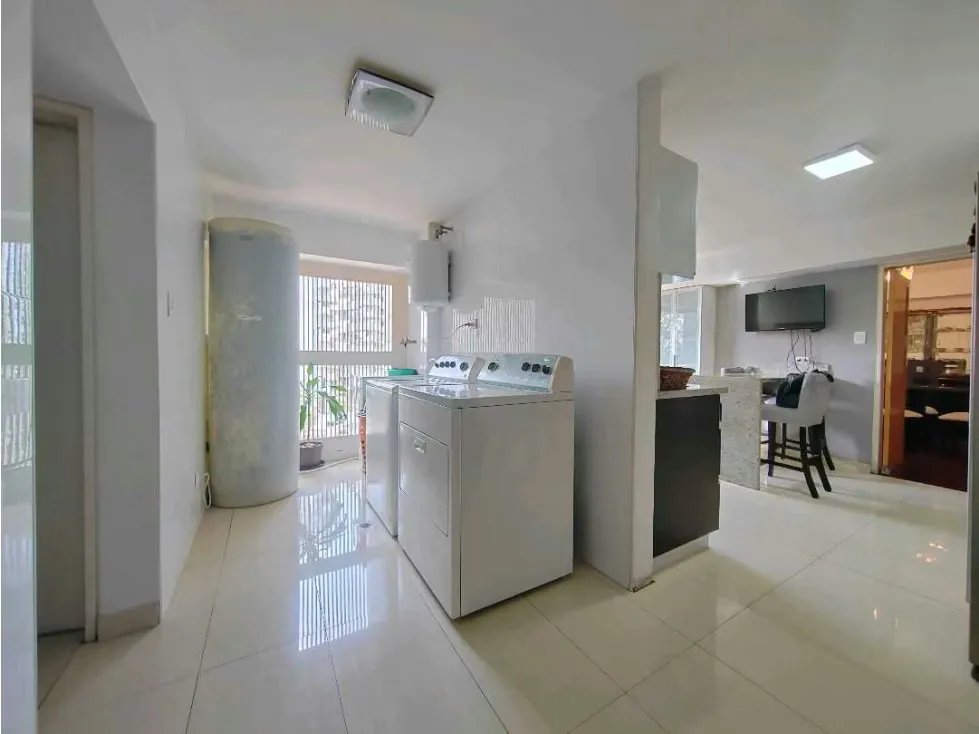 Se vende apartamento 205m2 Los Naranjos 4971 - 16
