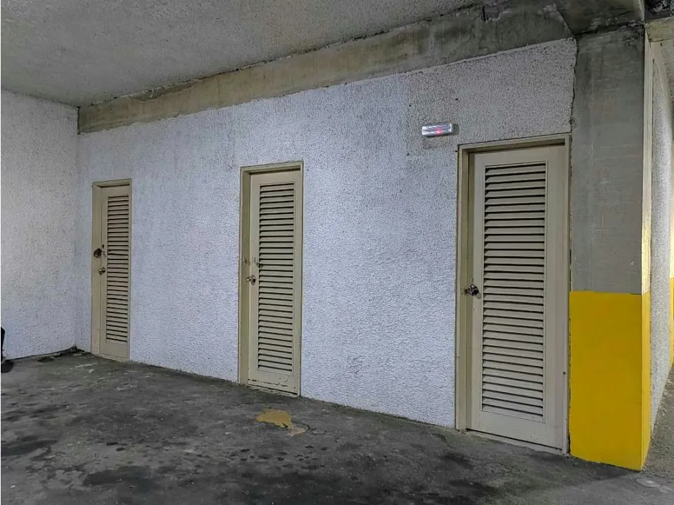 Se vende apartamento 205m2 Los Naranjos 4971 - 30