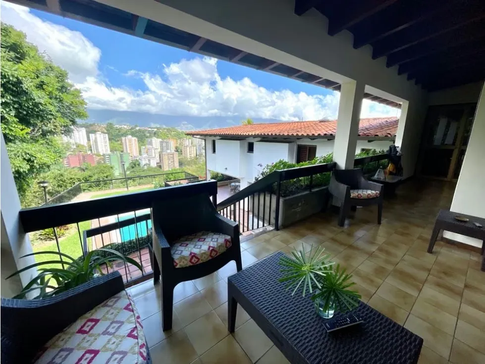 Vendo casa 900m2 8h+s/10b+s/4p Cerro Verde 4369 - 13