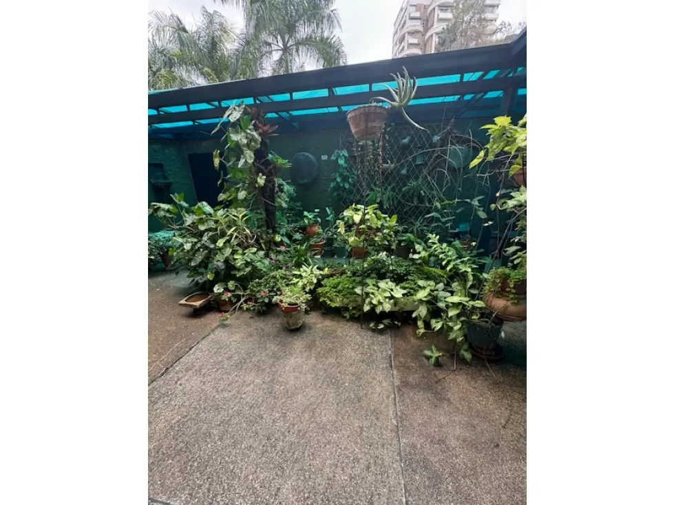 Vendo PB c/jardin 365m2 Colinas de Valle Arriba 0827 - 11