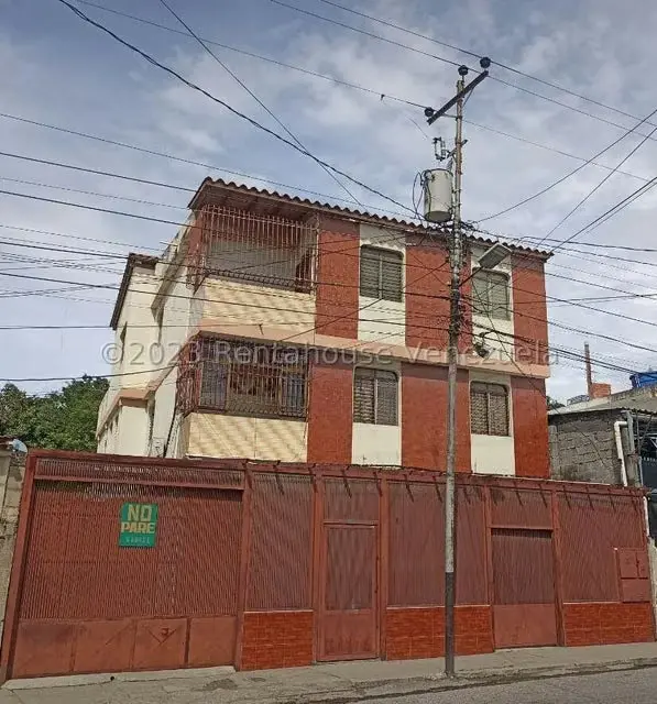 Comercial (Edificio) en Venta en Parroquia Juan de Villegas, Lara