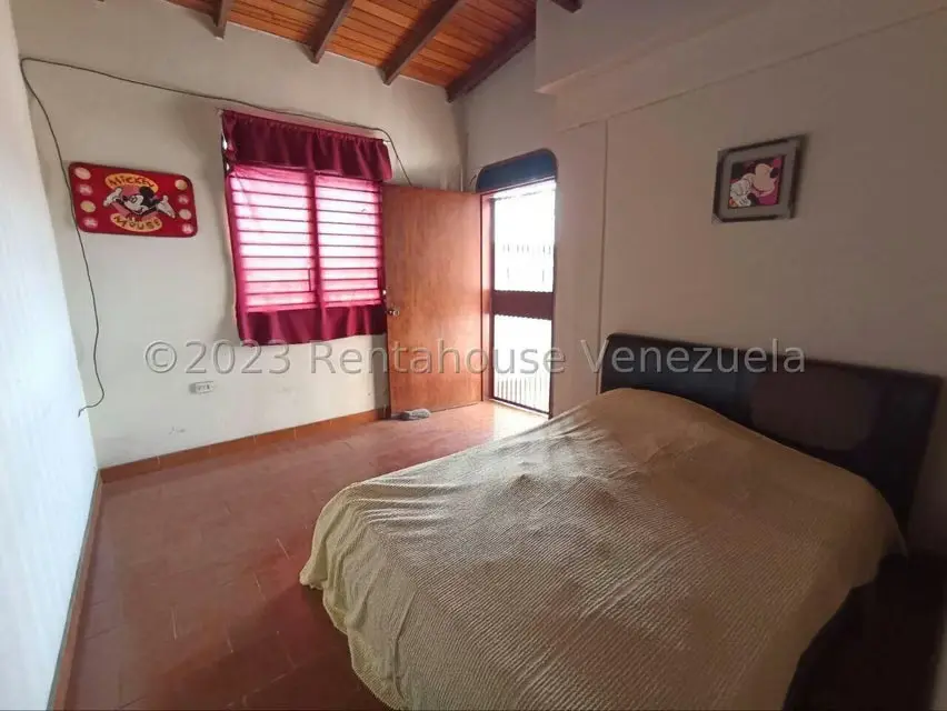 Comercial (Edificio) en Venta en Parroquia Juan de Villegas, Lara - 17