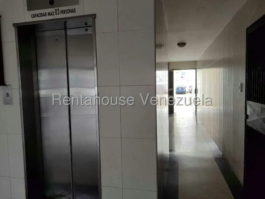 Apartamento (1 Nivel) en Venta en Club Hipico Las Trinitarias, Lara - 31