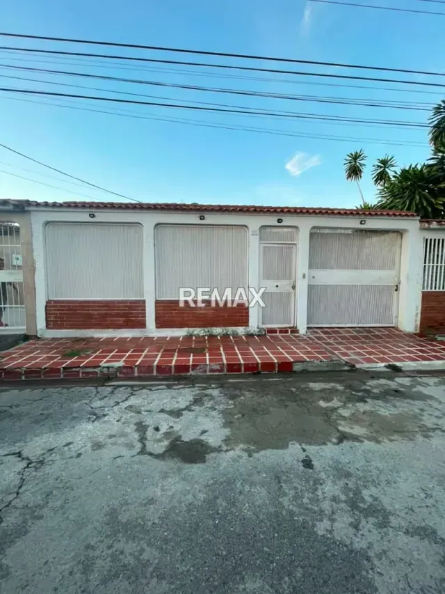 CASA EN VENTA VILLAS DE ARAGUA