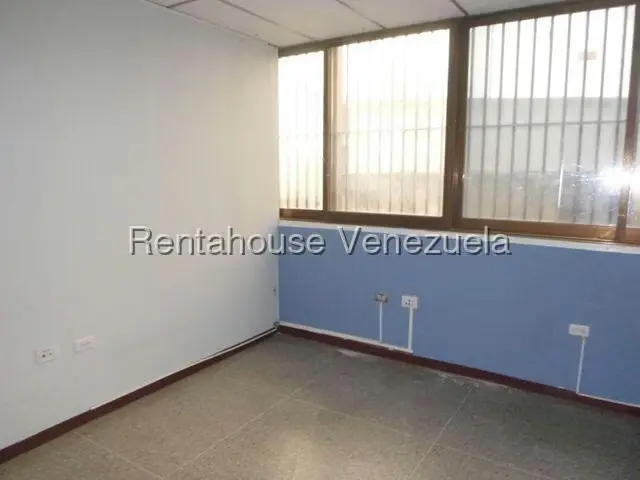 Oficina en Alquiler en La Urbina, Distrito Metropolitano - 8