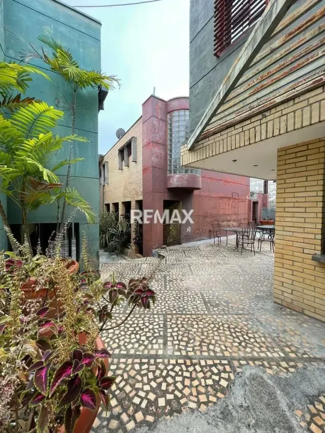 Casa residencial o comercial en Cumbres de Curumo - 20