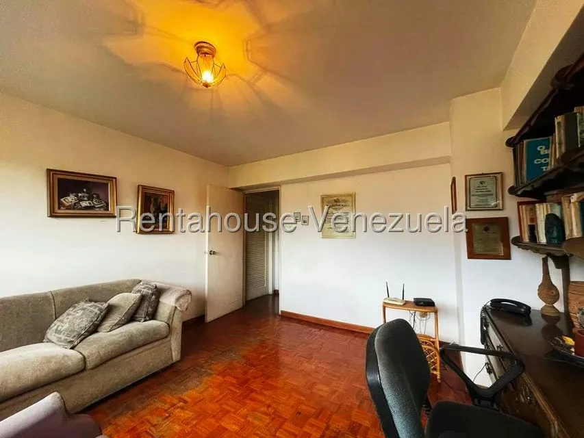 Apartamento (1 Nivel) en Venta en Colinas de La California, Distrito Metropolitano - 29