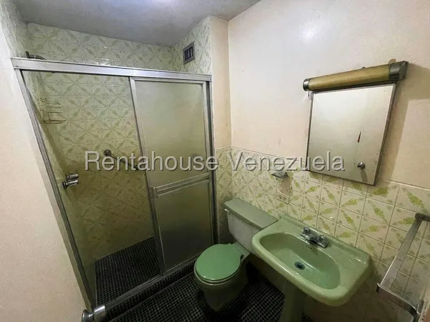 Apartamento (1 Nivel) en Venta en Colinas de La California, Distrito Metropolitano - 32