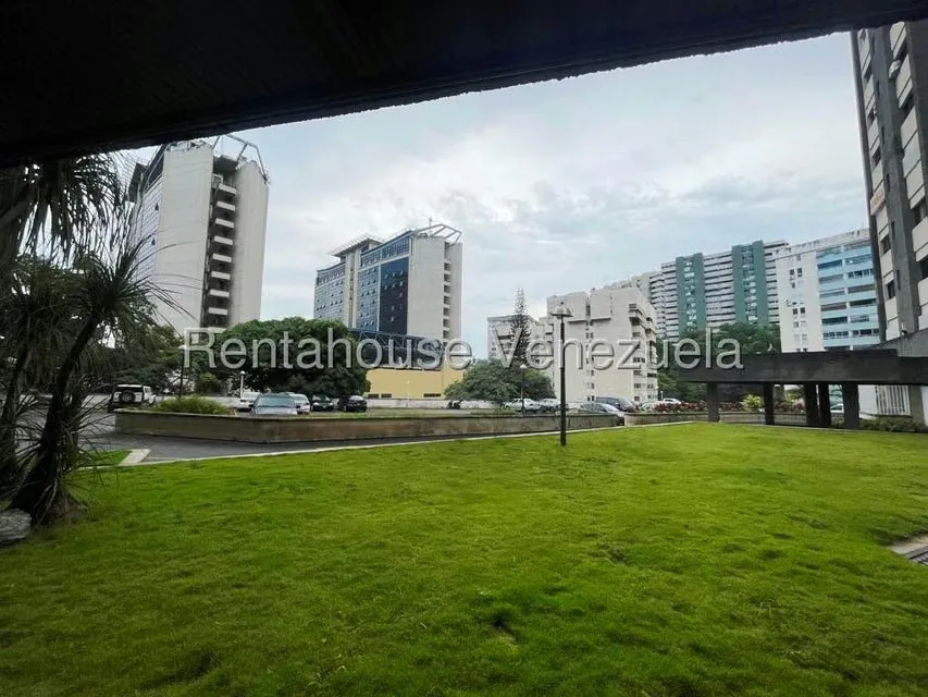 Apartamento (1 Nivel) en Venta en Colinas de La California, Distrito Metropolitano - 70