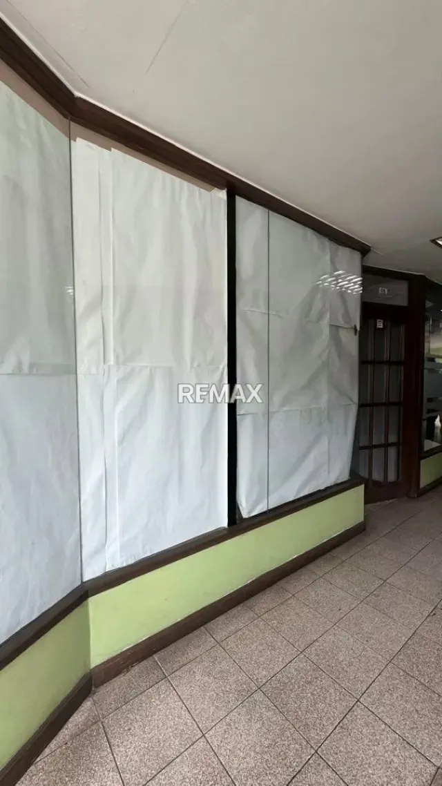 Local en Venta - 11