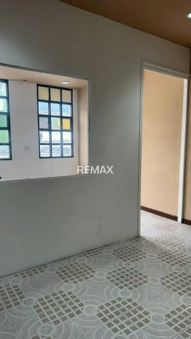 Local en Venta - 10