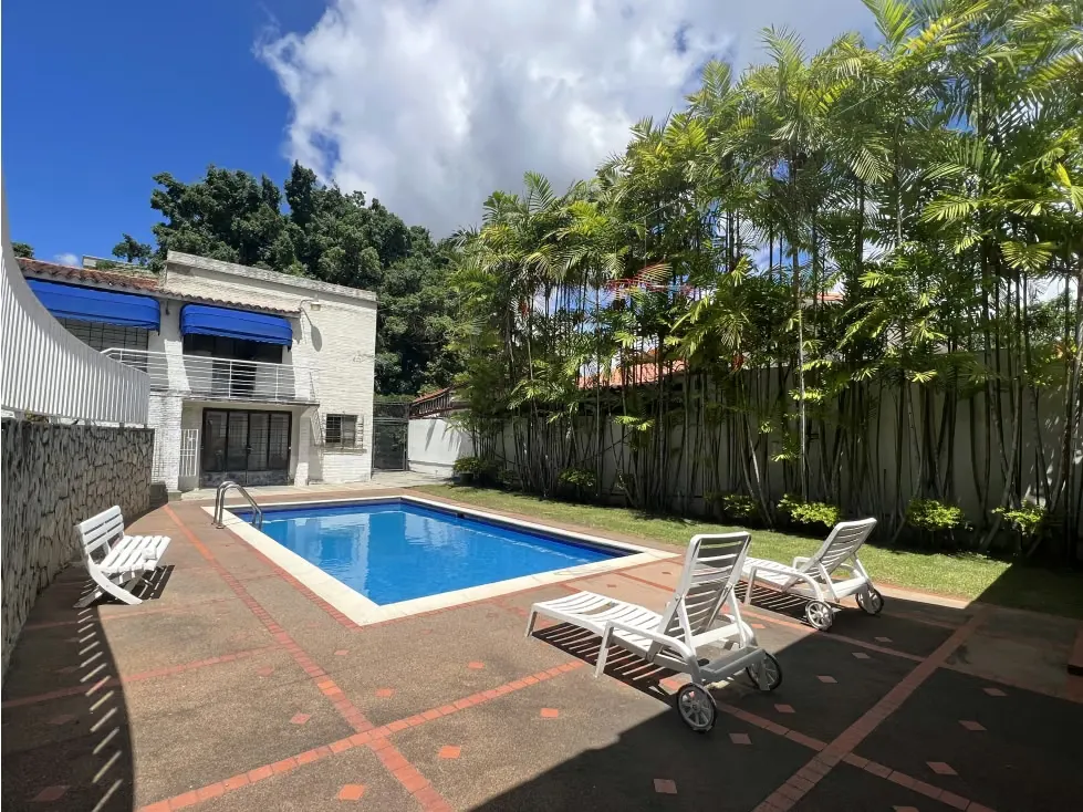En Venta Casa Comercial en Altamira Av. Luis Roche Chacao - Caracas