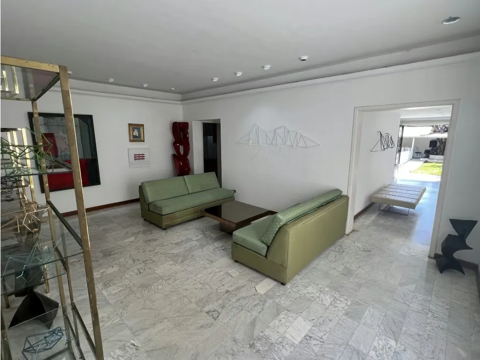 En Venta Casa Comercial en Altamira Av. Luis Roche Chacao - Caracas - 6
