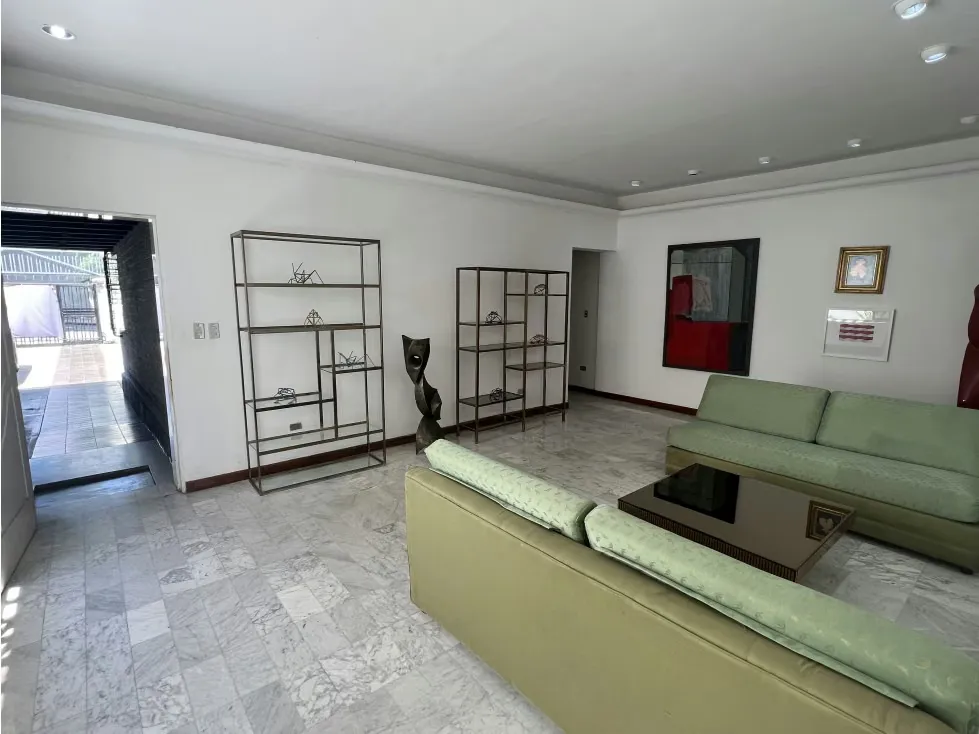 En Venta Casa Comercial en Altamira Av. Luis Roche Chacao - Caracas - 7