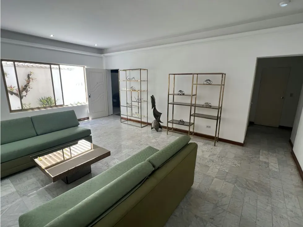 En Venta Casa Comercial en Altamira Av. Luis Roche Chacao - Caracas - 8