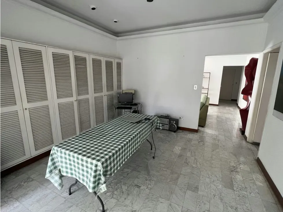 En Venta Casa Comercial en Altamira Av. Luis Roche Chacao - Caracas - 10
