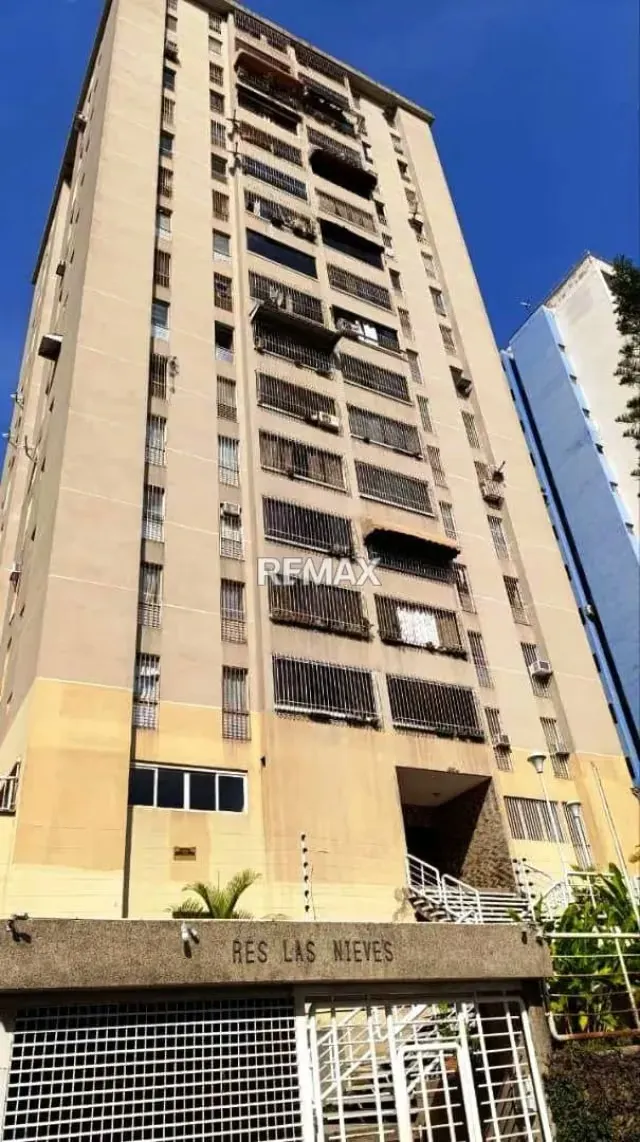 APARTAMENTO EN ALQUILER - URB. LOMAS DEL ÁVILA