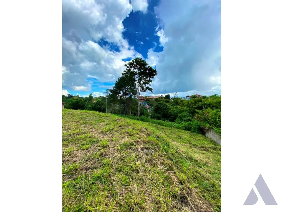 Vendo terreno en calle cerrada 2.074m2 La Lagunita 2532 - 5