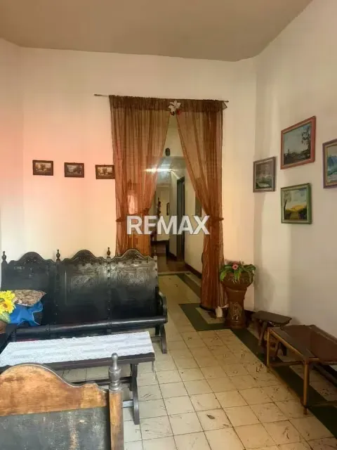 ¿Buscas una casa acogedora , a pie de calle y con todo a la mano? en el Centro este de Barquisimeto - 2