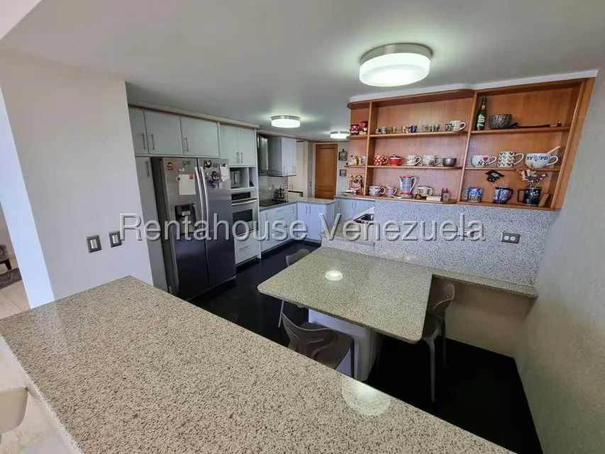 Apartamento (Duplex) en Venta en La Tahona, Distrito Metropolitano - 13