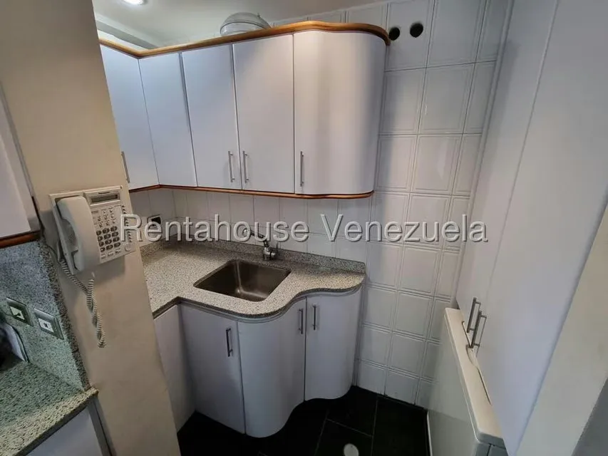 Apartamento (Duplex) en Venta en La Tahona, Distrito Metropolitano - 16