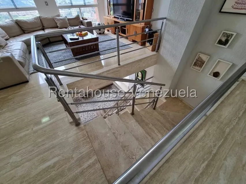 Apartamento (Duplex) en Venta en La Tahona, Distrito Metropolitano - 34