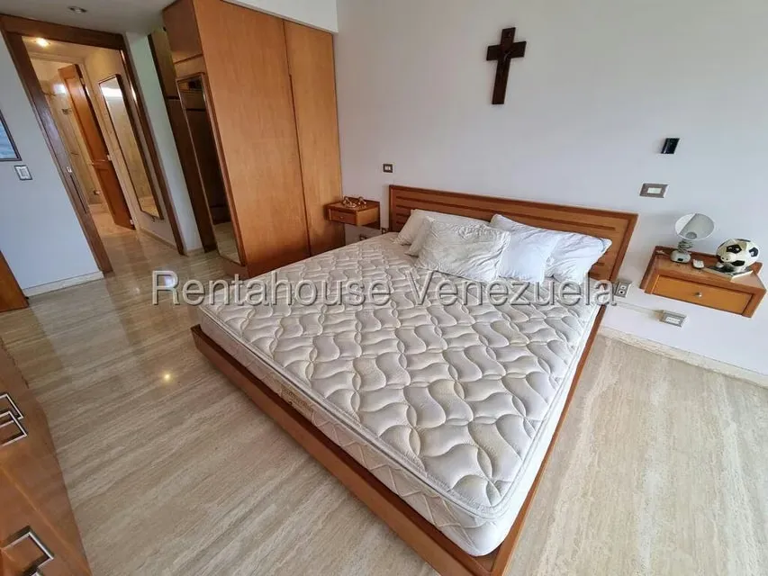 Apartamento (Duplex) en Venta en La Tahona, Distrito Metropolitano - 40