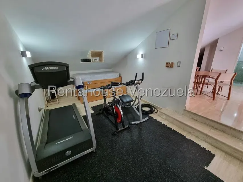 Apartamento (Duplex) en Venta en La Tahona, Distrito Metropolitano - 46
