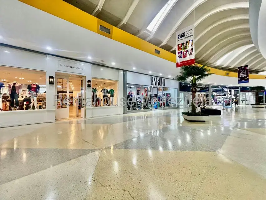 Local Comercial en Alquiler en El Cardon, Falcon - 5