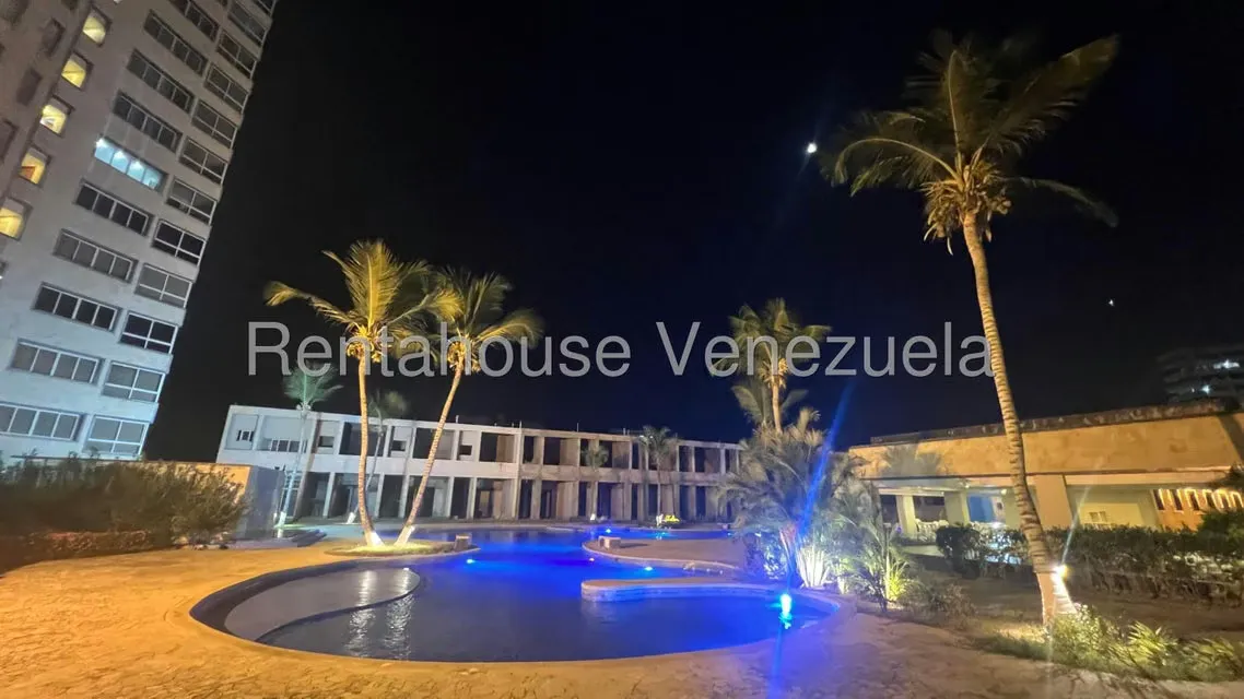 Apartamento (1 Nivel) en Venta en Porlamar, Nueva Esparta - 2