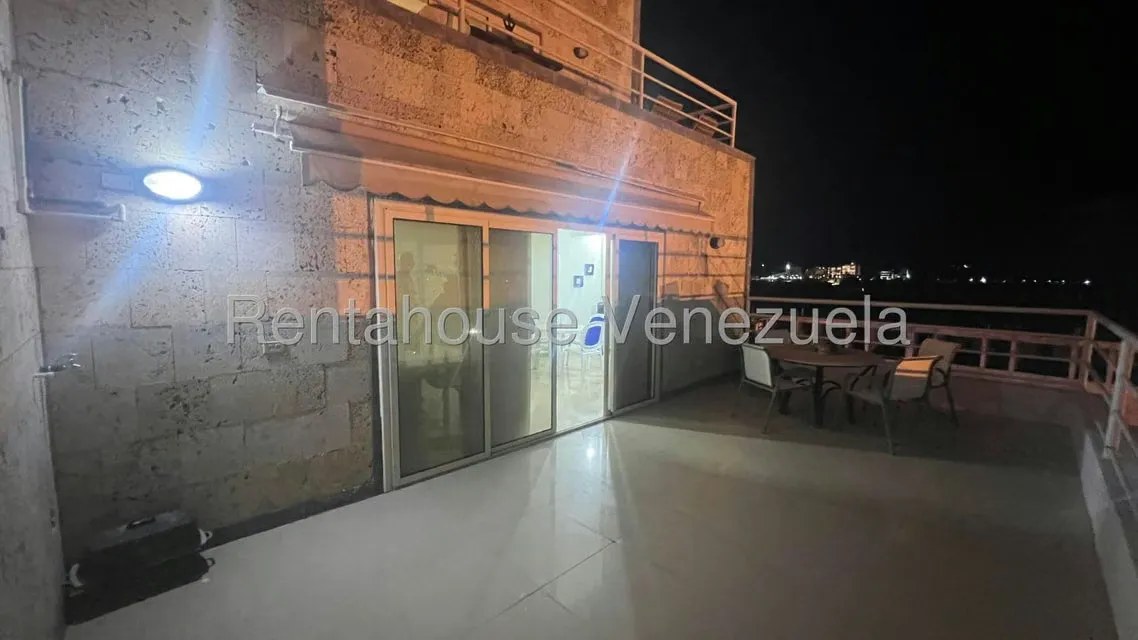 Apartamento (1 Nivel) en Venta en Porlamar, Nueva Esparta - 16