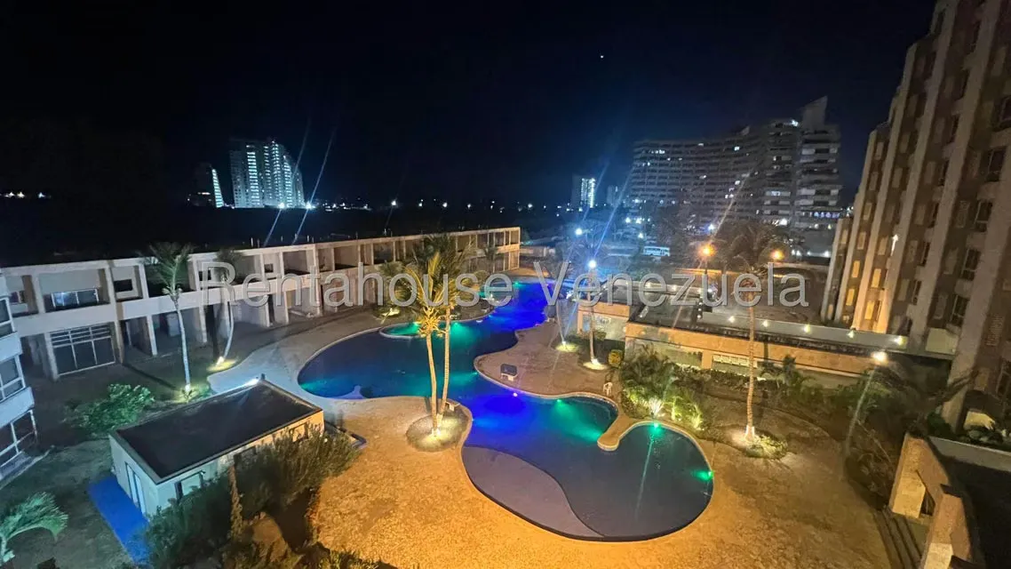 Apartamento (1 Nivel) en Venta en Porlamar, Nueva Esparta - 4