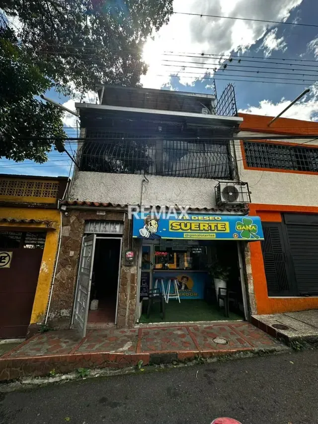 Se Alquila Oficina Comercial en Barrio obrero carrera 19 entre calle 10 y pasaje acueducto