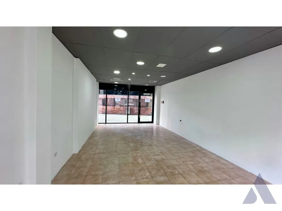 Alquilo local comercial 36m2 Colinas de Bello Monte 4364 - 4
