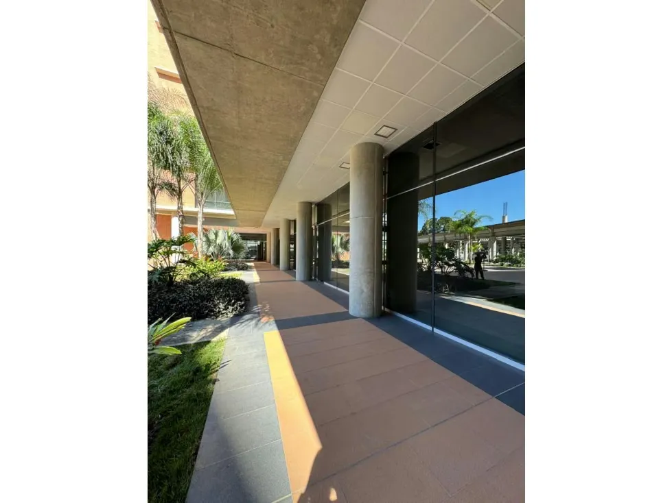 LOCALES EN VENTA A PARTIR DE 83 M2 - URB. BOLEITA NORTE - 4
