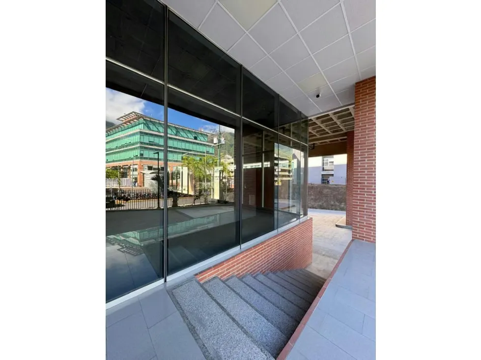 LOCALES EN VENTA A PARTIR DE 83 M2 - URB. BOLEITA NORTE - 5