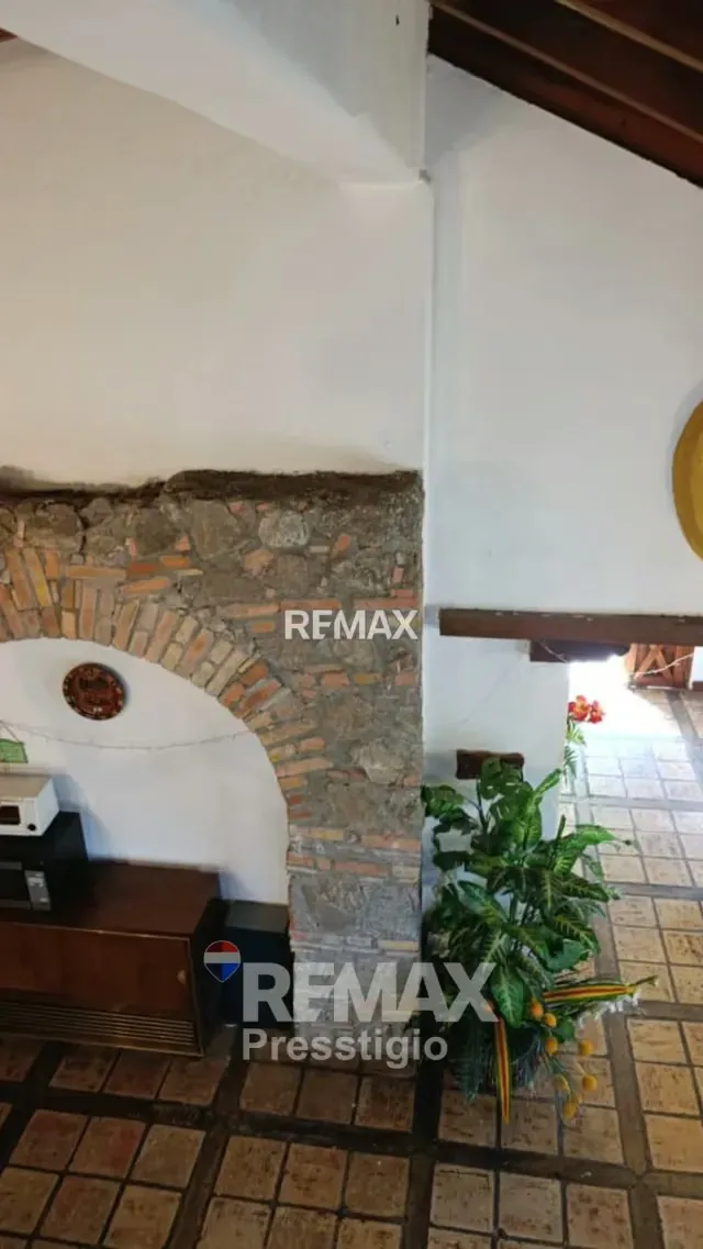 Casa en Venta - 4