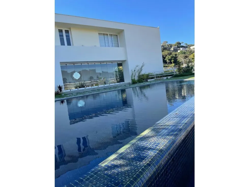Se vende casa 841m2 Cerro Verde 7154 - 13