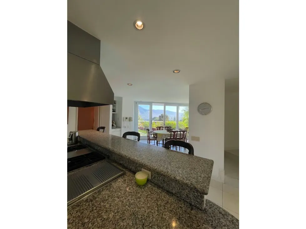 Se vende casa 841m2 Cerro Verde 7154 - 15