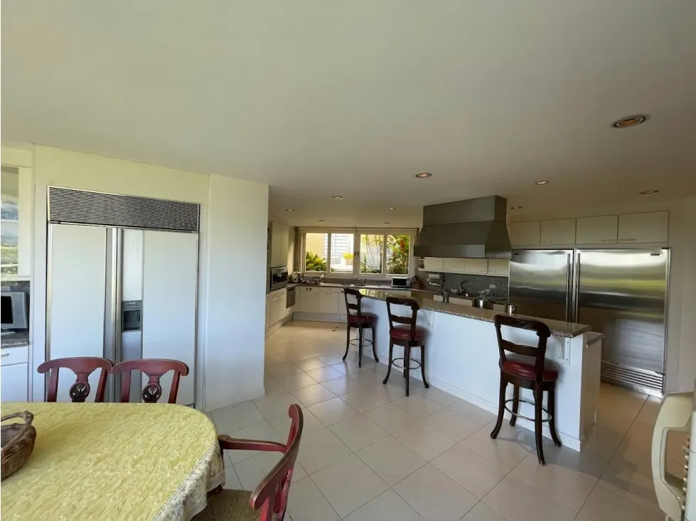 Se vende casa 841m2 Cerro Verde 7154 - 16