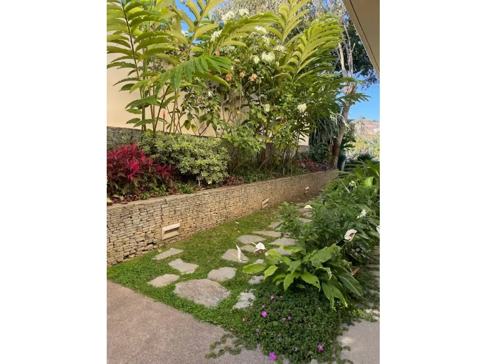 Se vende casa 841m2 Cerro Verde 7154 - 26