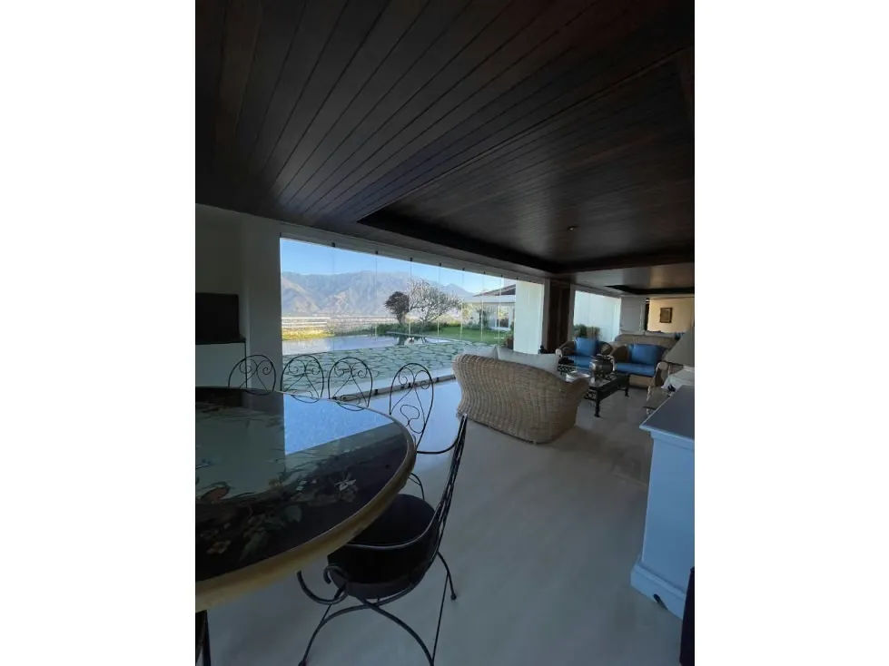 Se vende casa 841m2 Cerro Verde 7154 - 27