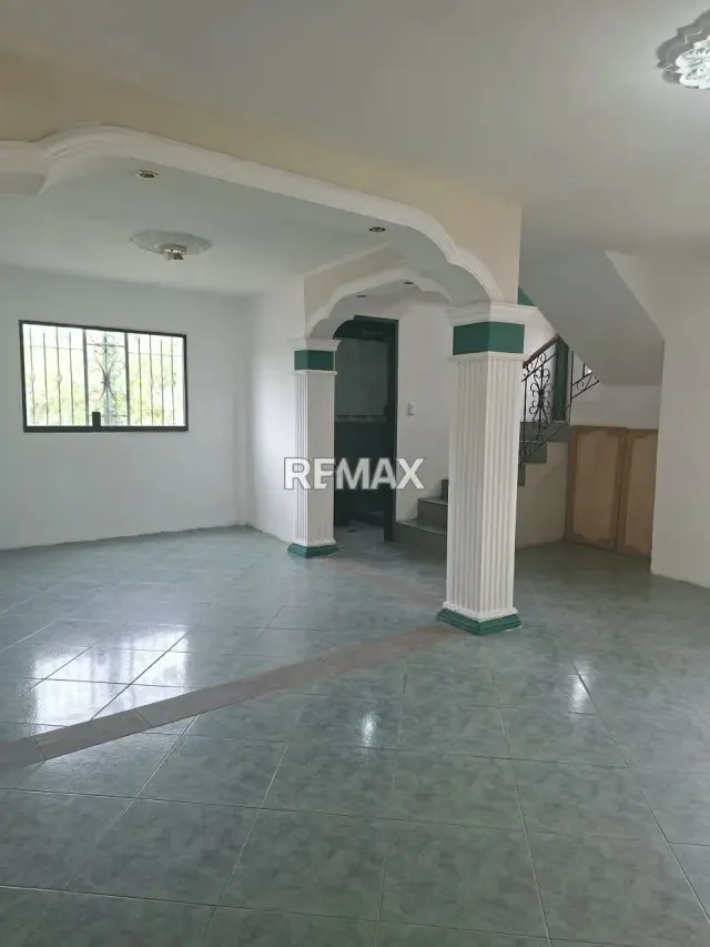 En venta Casa espaciosa con local comercial en Sector Llano La Cruz. - 7