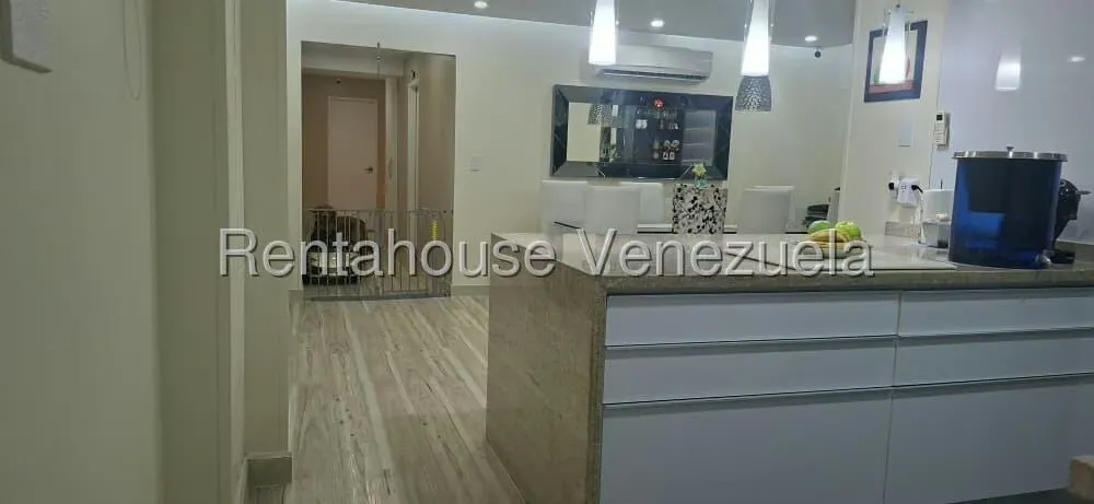 Apartamento (1 Nivel) en Venta en Colinas de Bello Monte, Distrito Metropolitano - 13