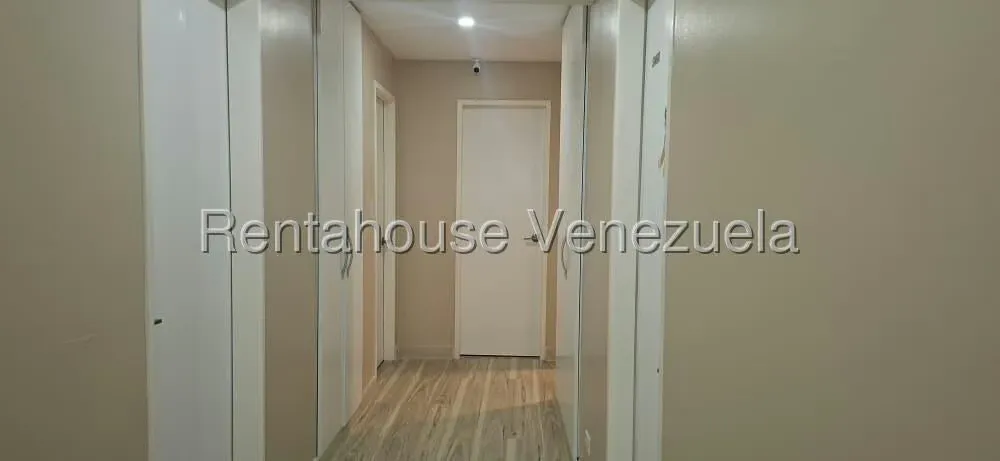 Apartamento (1 Nivel) en Venta en Colinas de Bello Monte, Distrito Metropolitano - 18